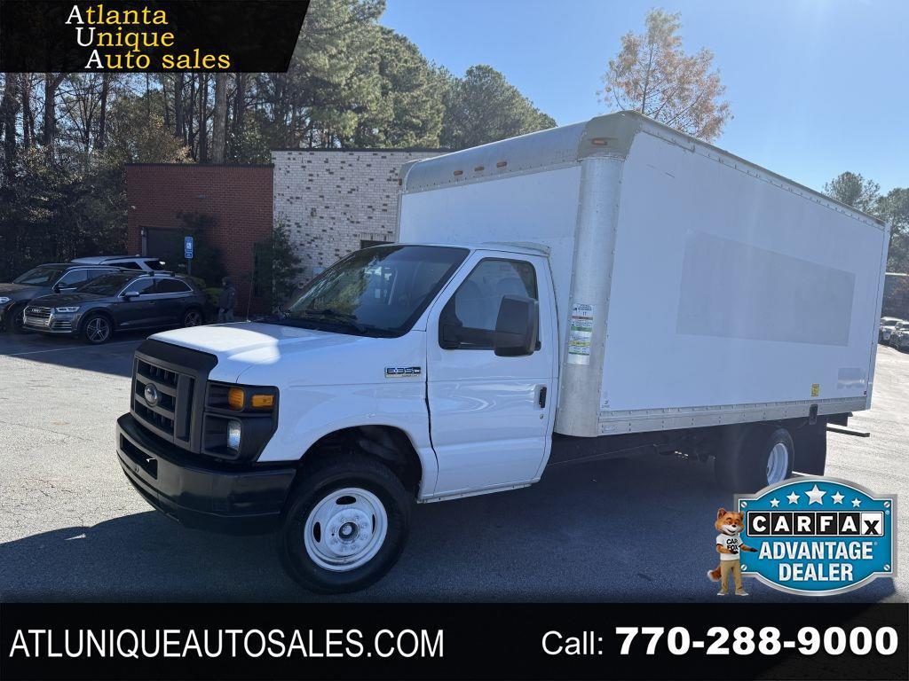 Ford E-Series Cutaway E-350 DRW 138" WB 2017