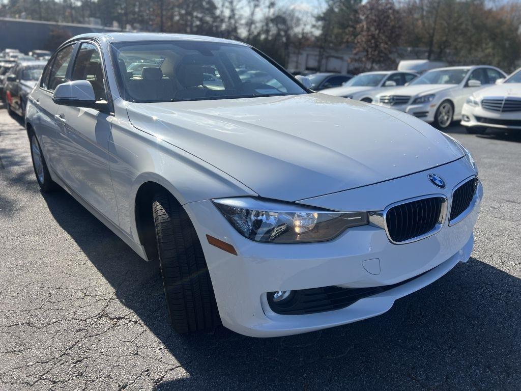 BMW 3 Series 4dr Sdn 328i RWD 2014