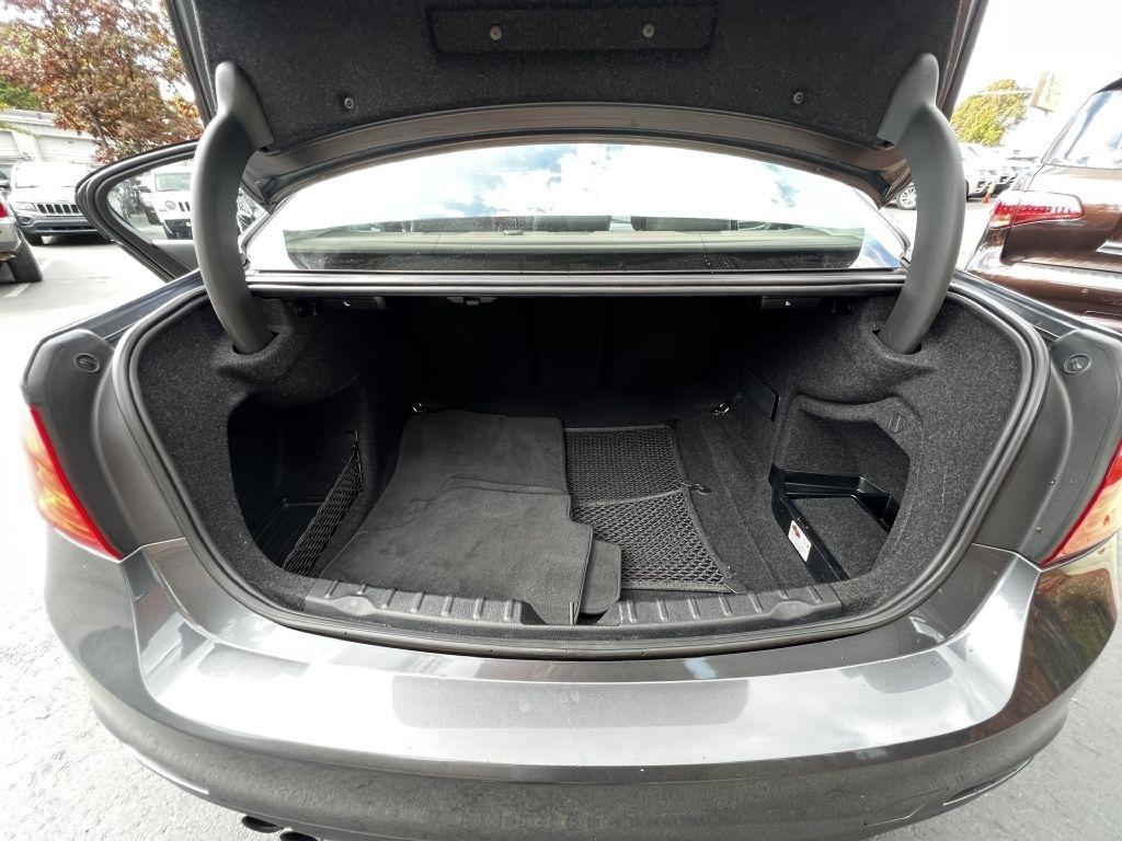 BMW 3 Series 4dr Sdn 328i RWD 2014