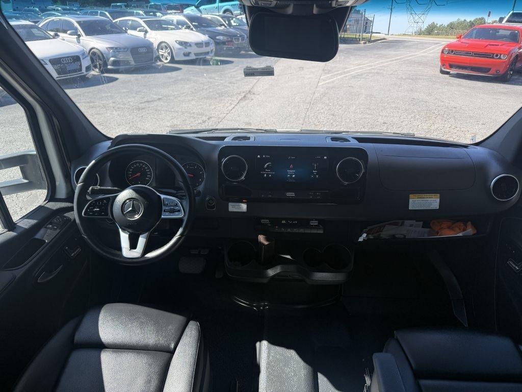 Mercedes-Benz Sprinter Cab Chassis 3500XD Standard Roof V6 170" 2022