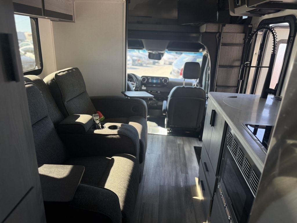 Mercedes-Benz Sprinter Cab Chassis 3500XD Standard Roof V6 170" 2022