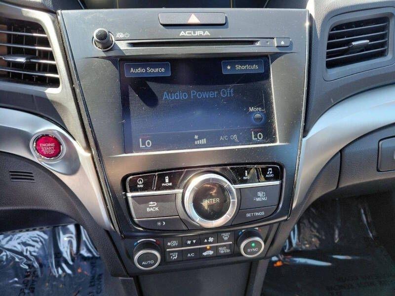 Acura ILX 4dr Sdn w/Technology Plus/A-SPEC Pkg 2016