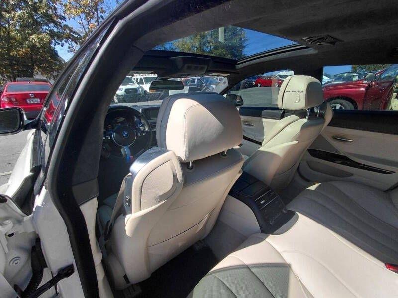 BMW 6 Series 4dr Sdn 650i RWD Gran Coupe 2015