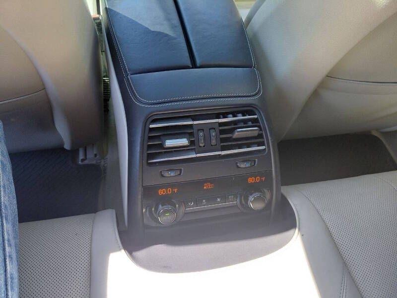 BMW 6 Series 4dr Sdn 650i RWD Gran Coupe 2015