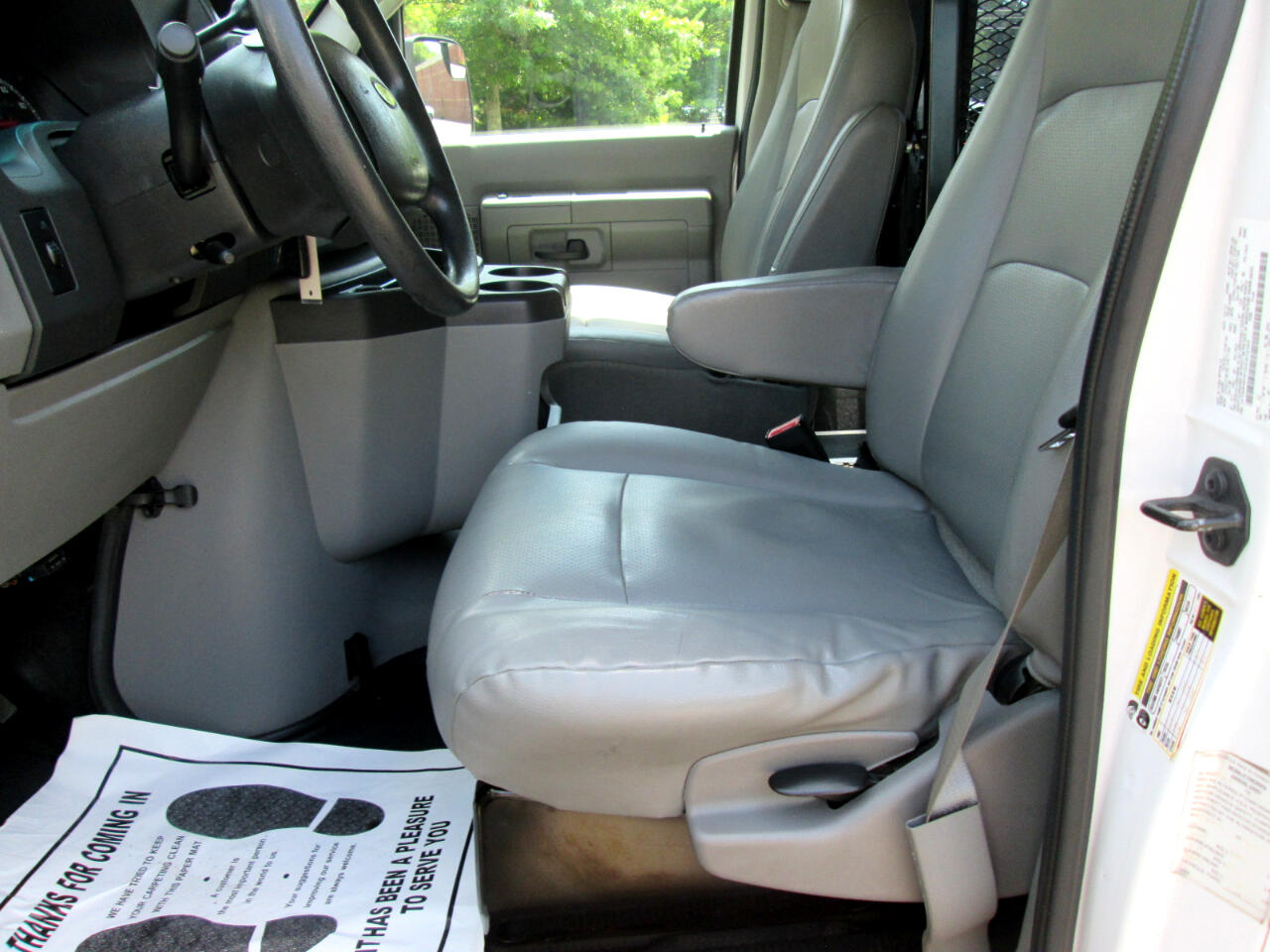 Ford Econoline E-250 Extended 2013 Ford Econoline E-250 Extended 2013