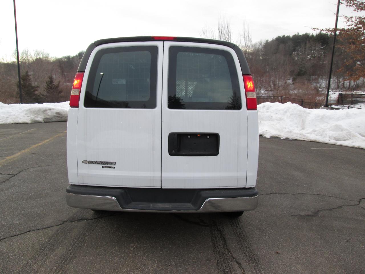 Chevrolet Express 2500 Cargo 2012