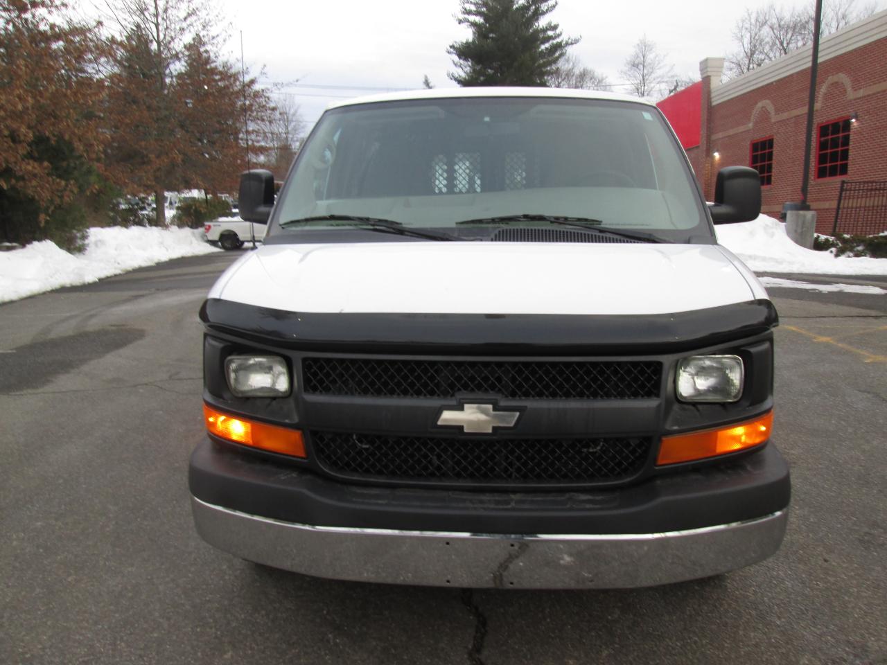 Chevrolet Express 2500 Cargo 2012