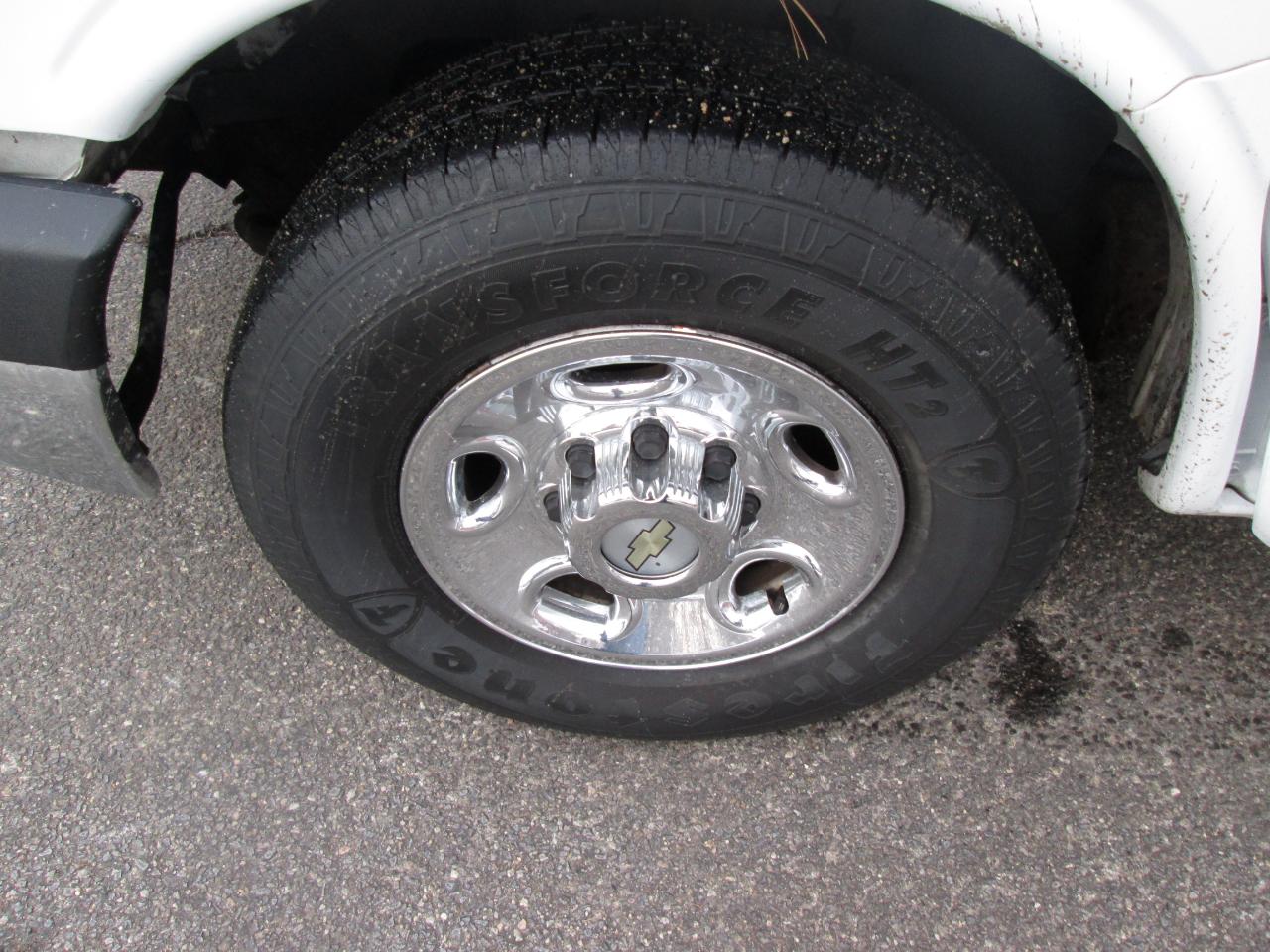 Chevrolet Express 2500 Cargo 2012