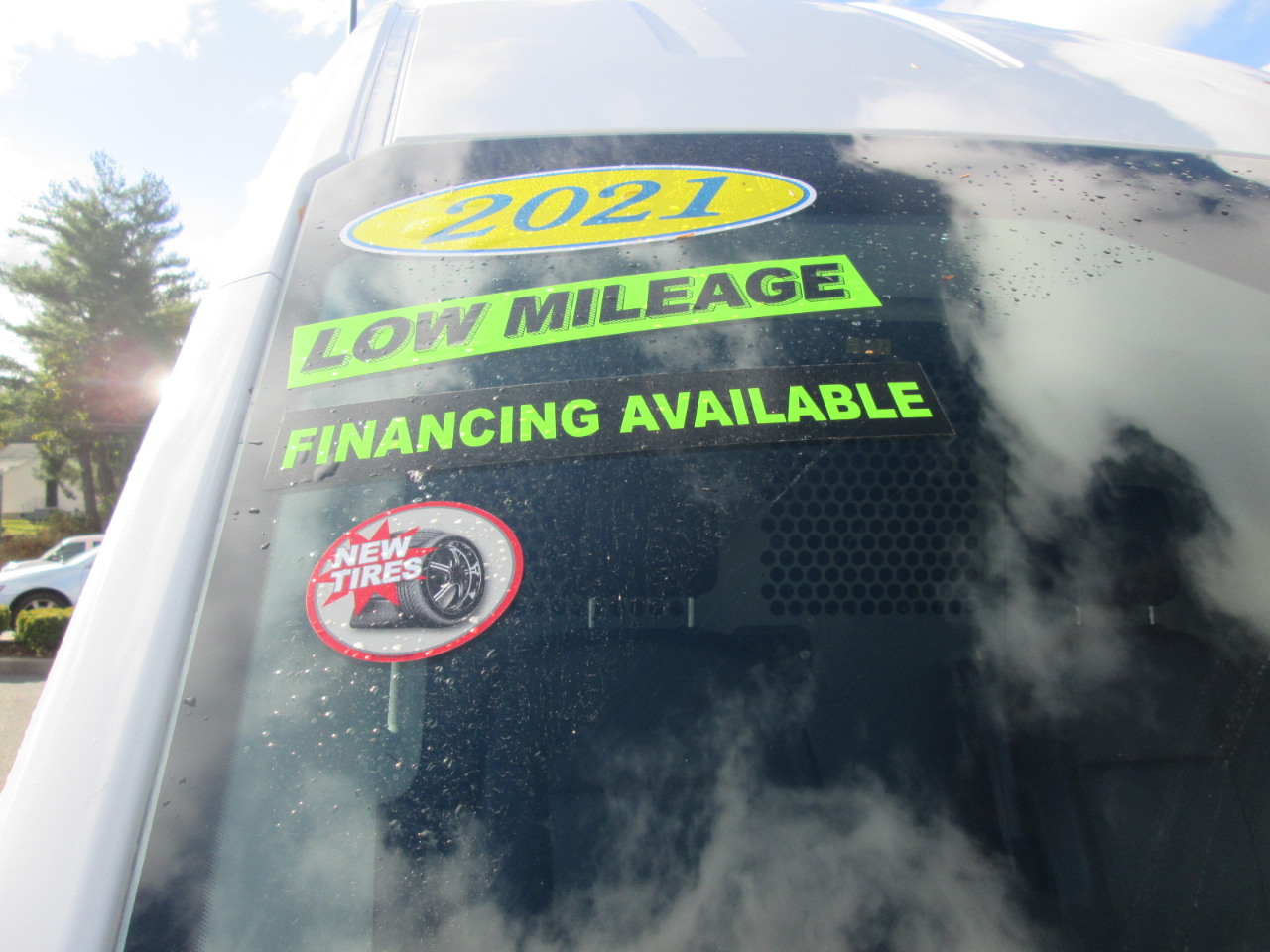 Ford Transit 250 Van Low Roof w/Sliding Pass. 130-in. WB 2021 Ford Transit 250 Van Low Roof w/Sliding Pass. 130-in. WB 2021