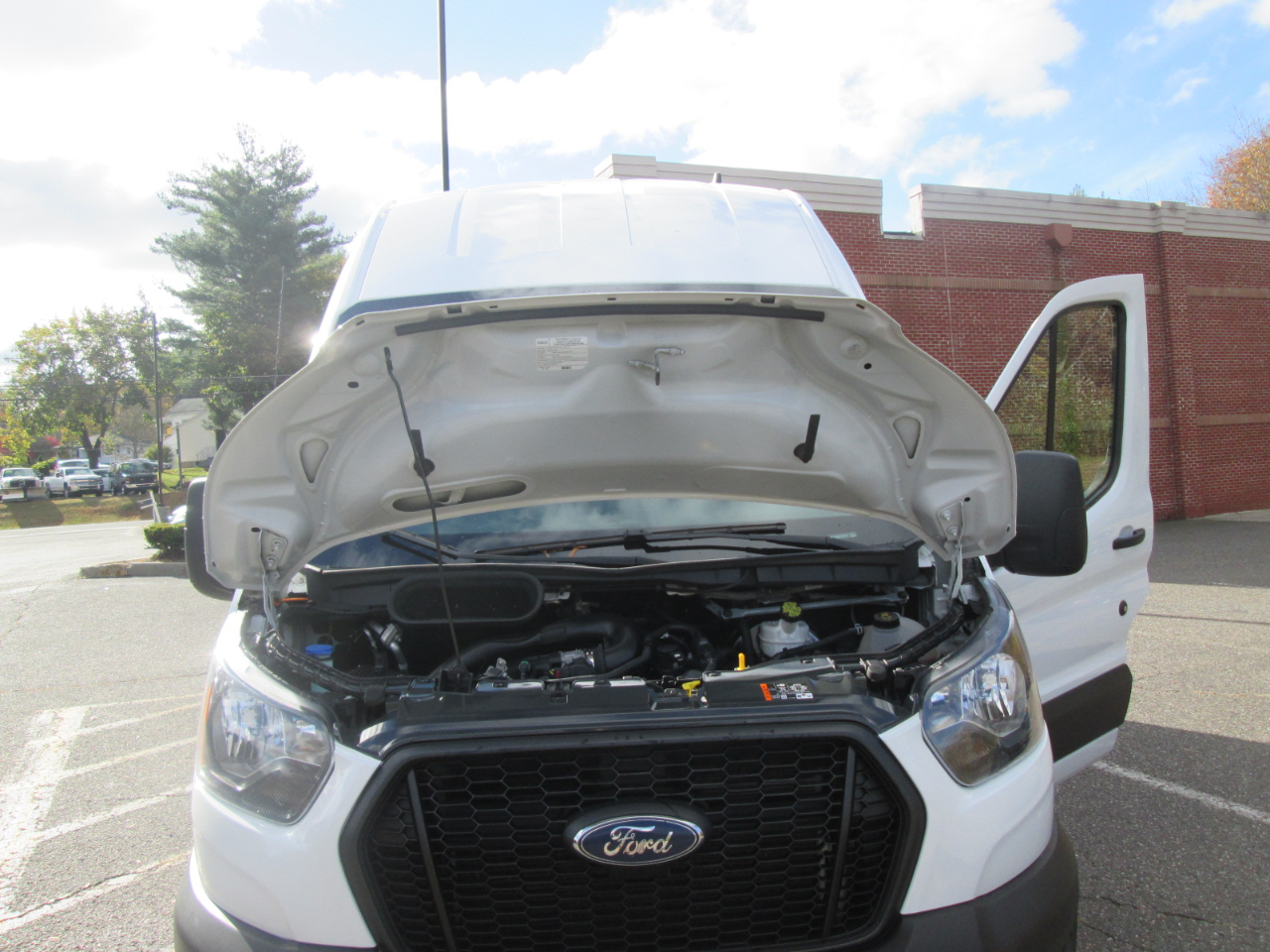 Ford Transit 250 Van Low Roof w/Sliding Pass. 130-in. WB 2021 Ford Transit 250 Van Low Roof w/Sliding Pass. 130-in. WB 2021