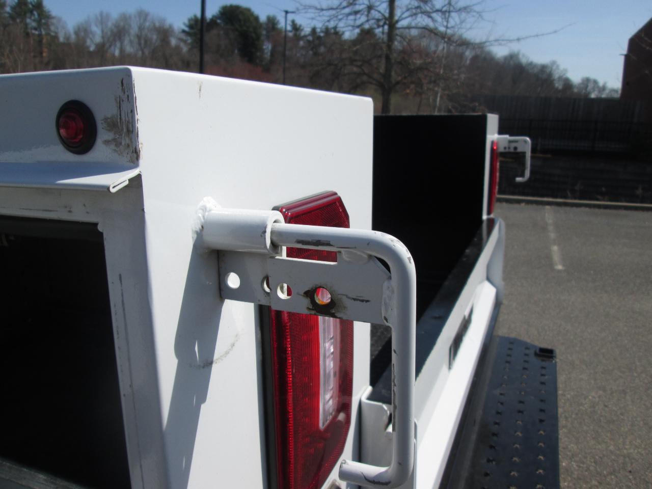 Ford F-350 SD XL Crew Cab Long Bed 4WD 2022