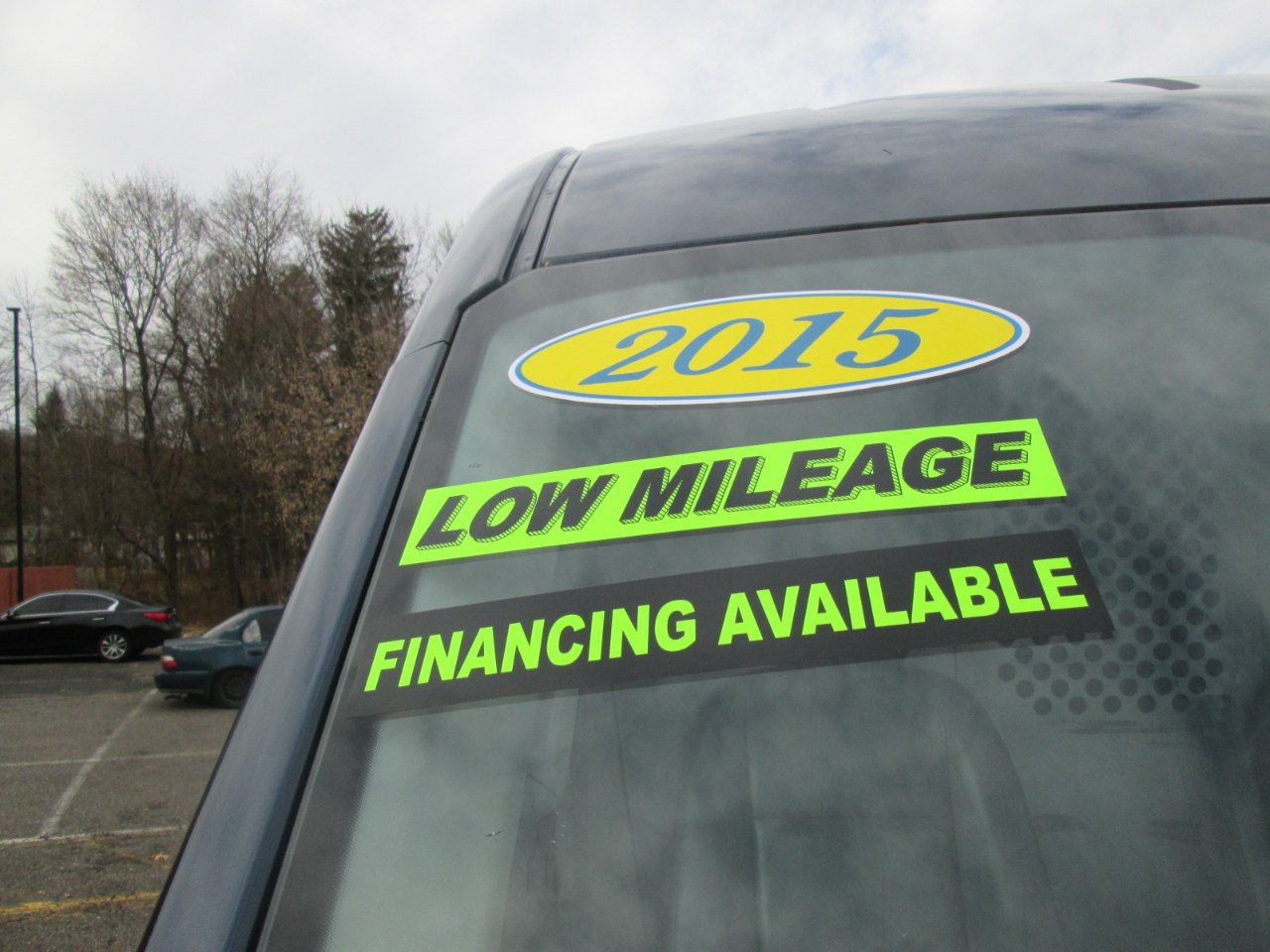 Ford Transit 250 Van Med. Roof w/Sliding Pass. 130-in. WB 2015