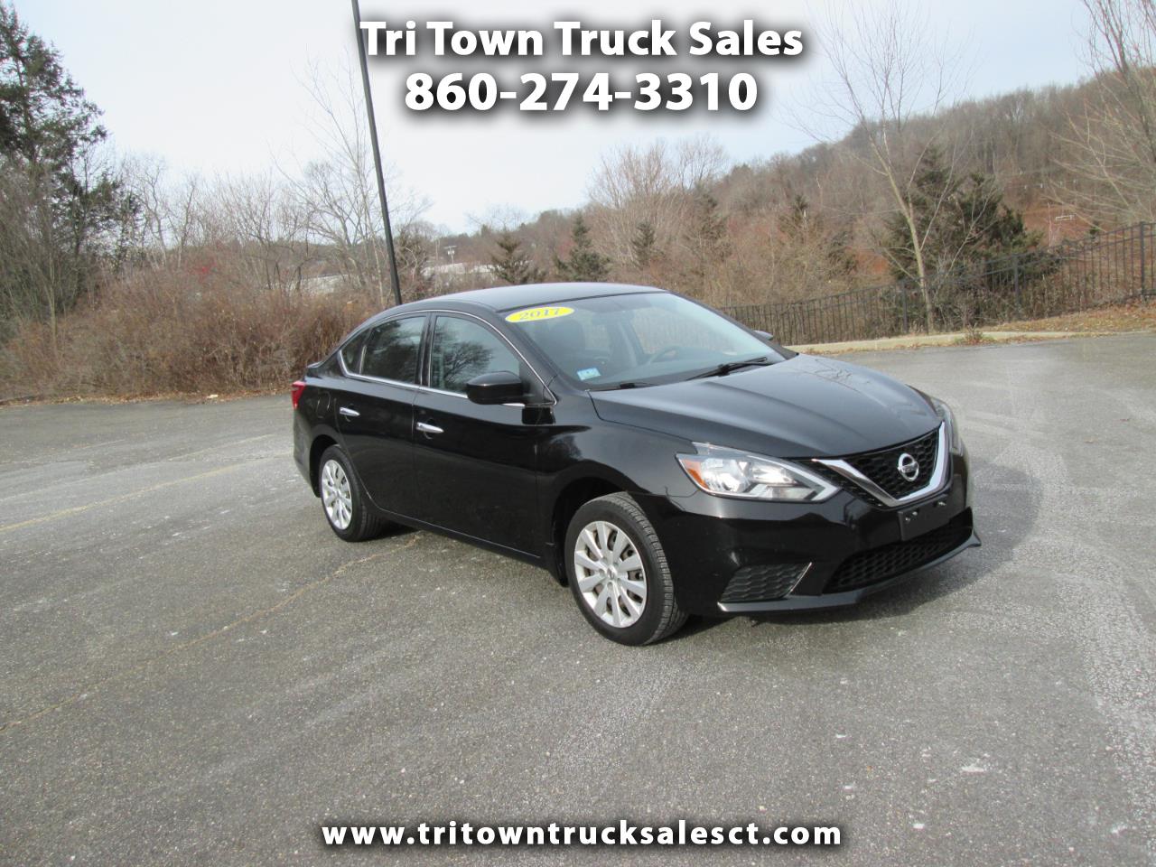 Nissan Sentra SV 4D Sedan 2017