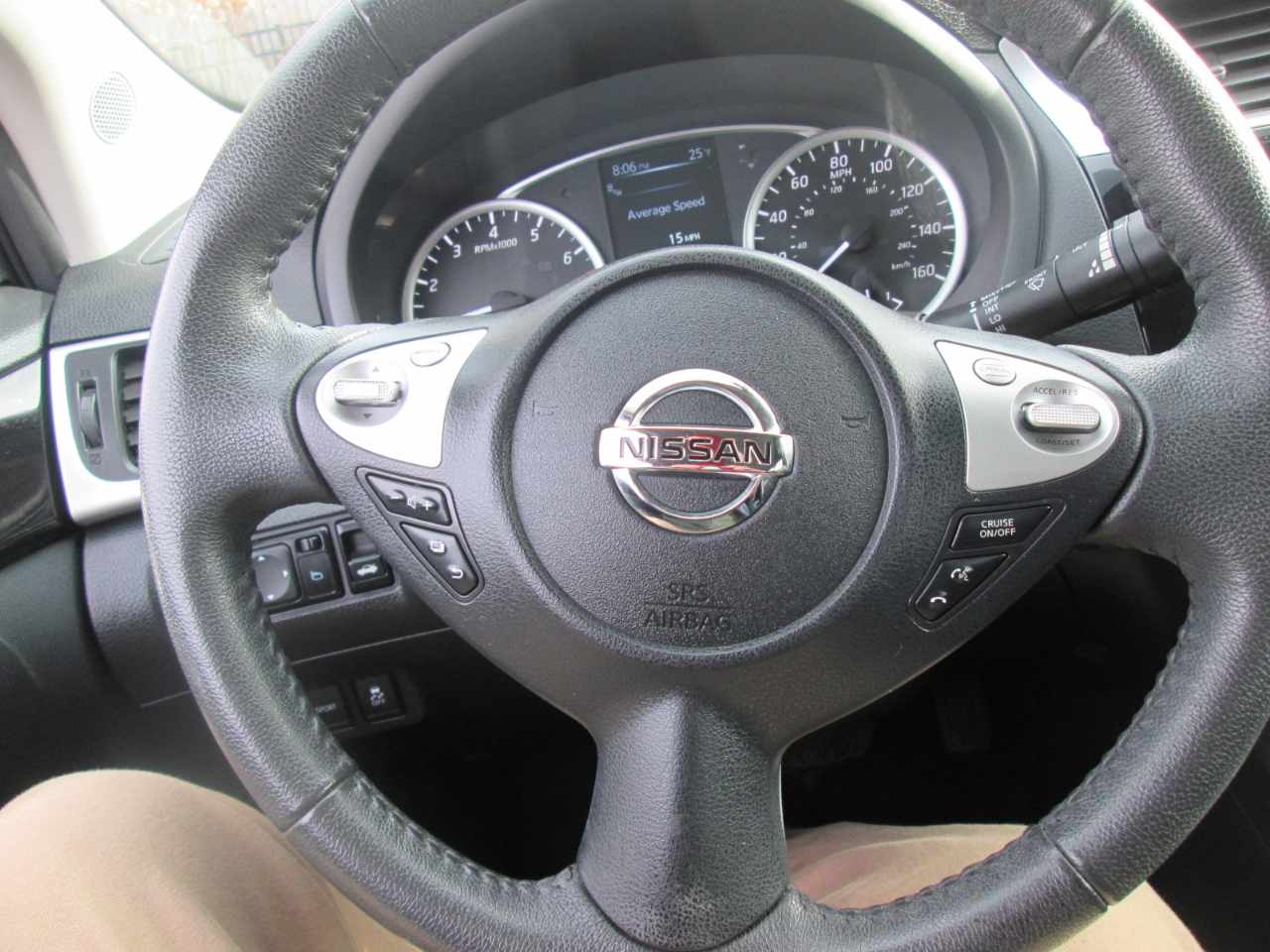 Nissan Sentra SV 4D Sedan 2017