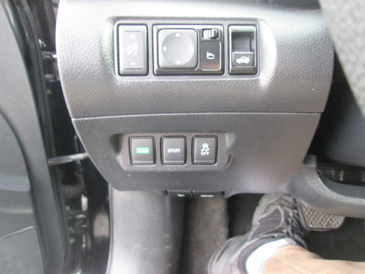 Nissan Sentra SV 4D Sedan 2017