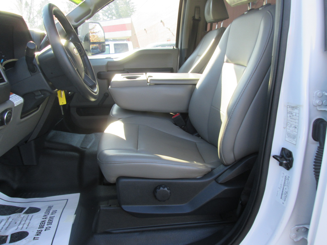 Ford F-250 SD XL Crew Cab 4WD 2022