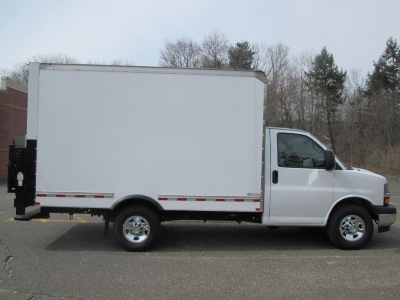Chevrolet Express G3500 139" 2020