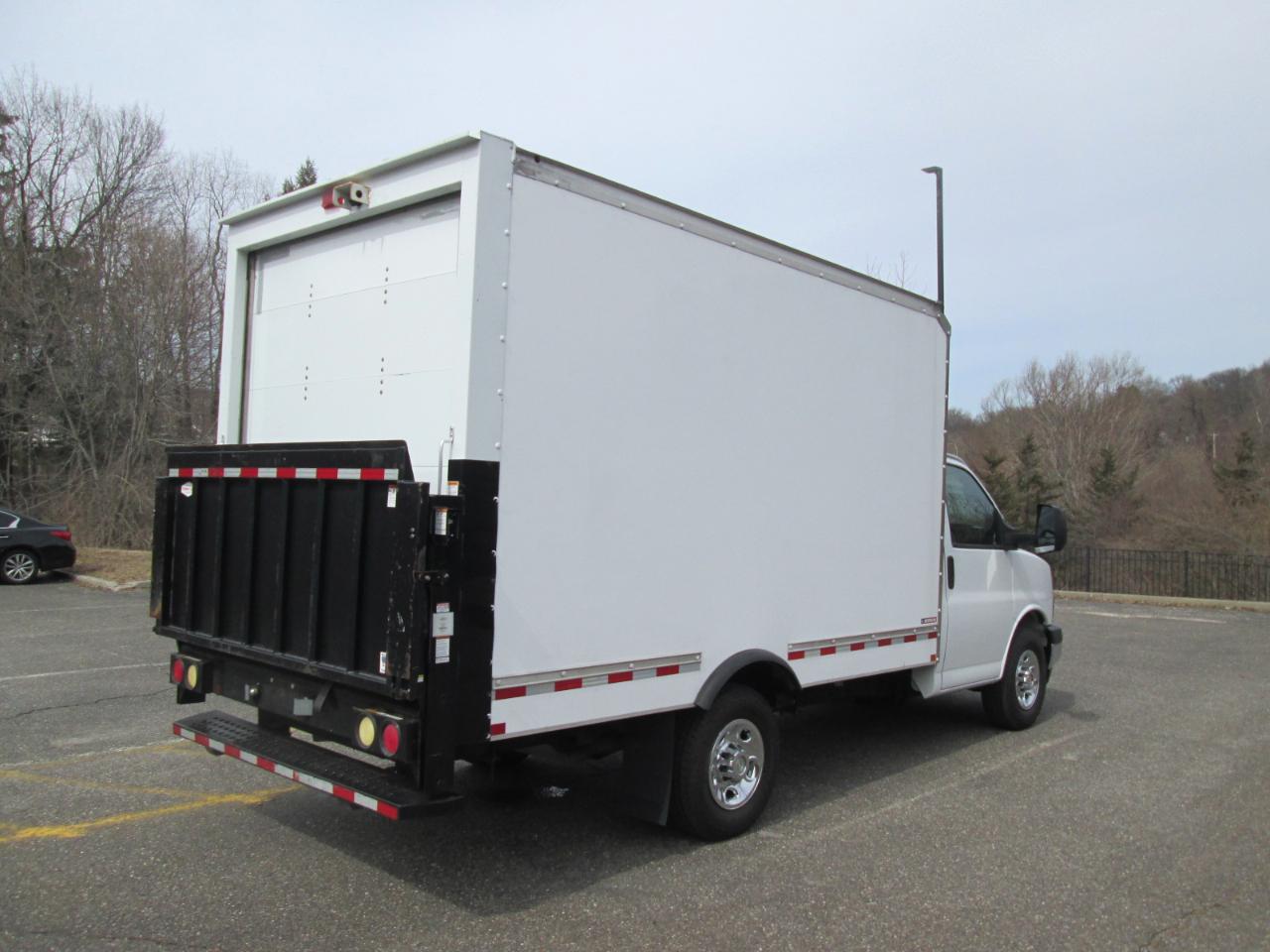 Chevrolet Express G3500 139" 2020