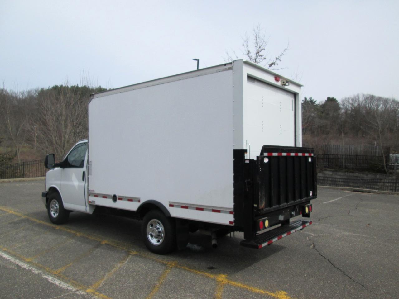 Chevrolet Express G3500 139" 2020