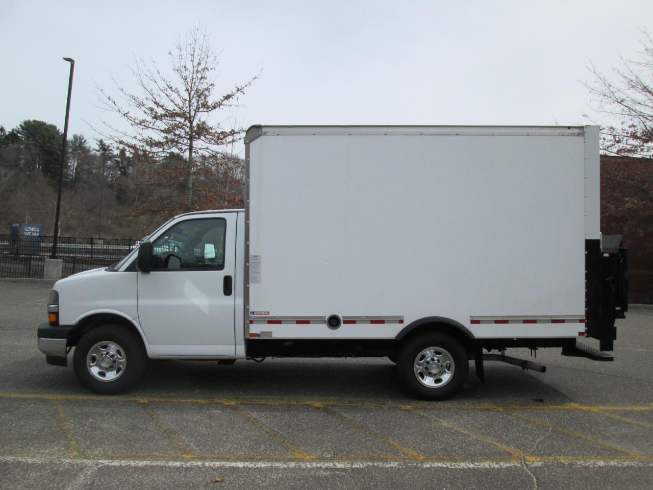 Chevrolet Express G3500 139" 2020
