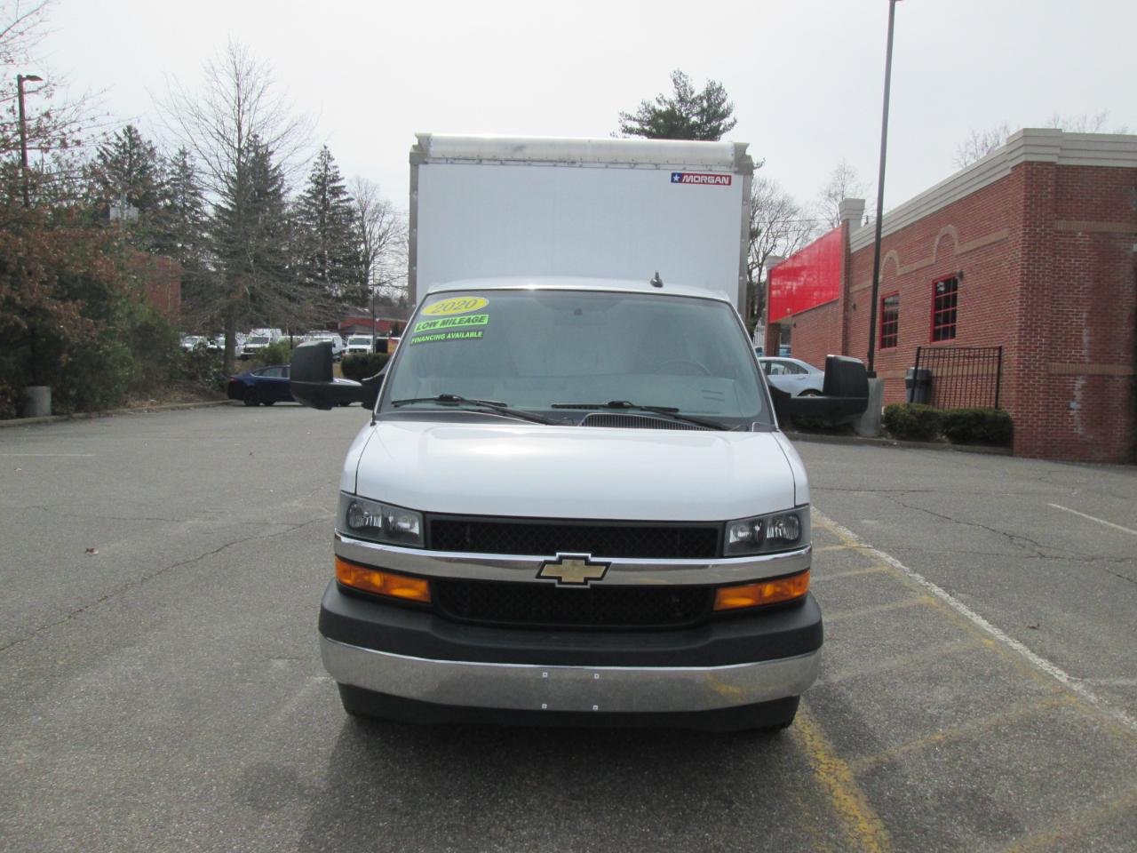 Chevrolet Express G3500 139" 2020