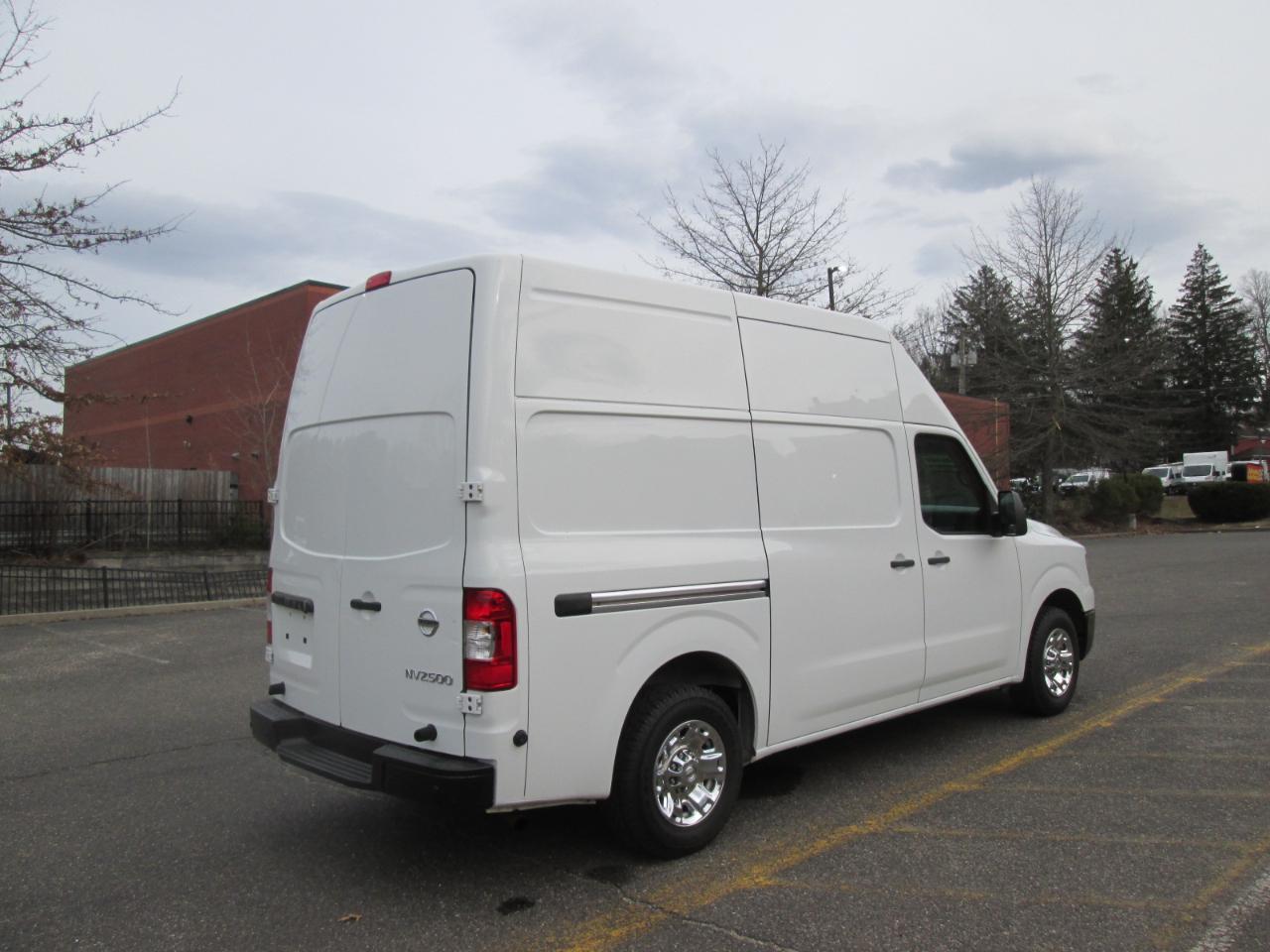 Nissan NV Cargo 2500 HD SV V6 High Roof 2018