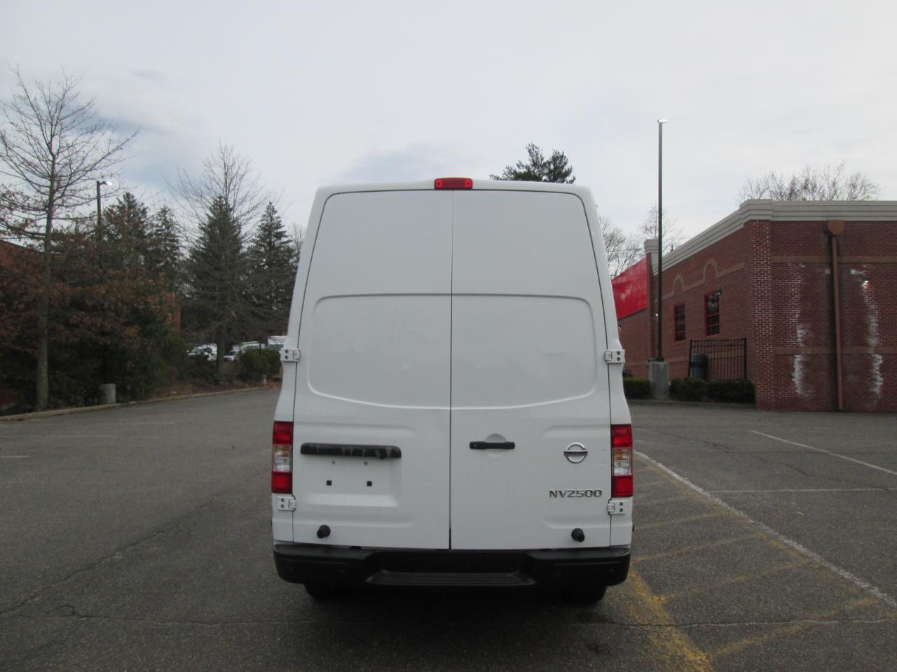 Nissan NV Cargo 2500 HD SV V6 High Roof 2018