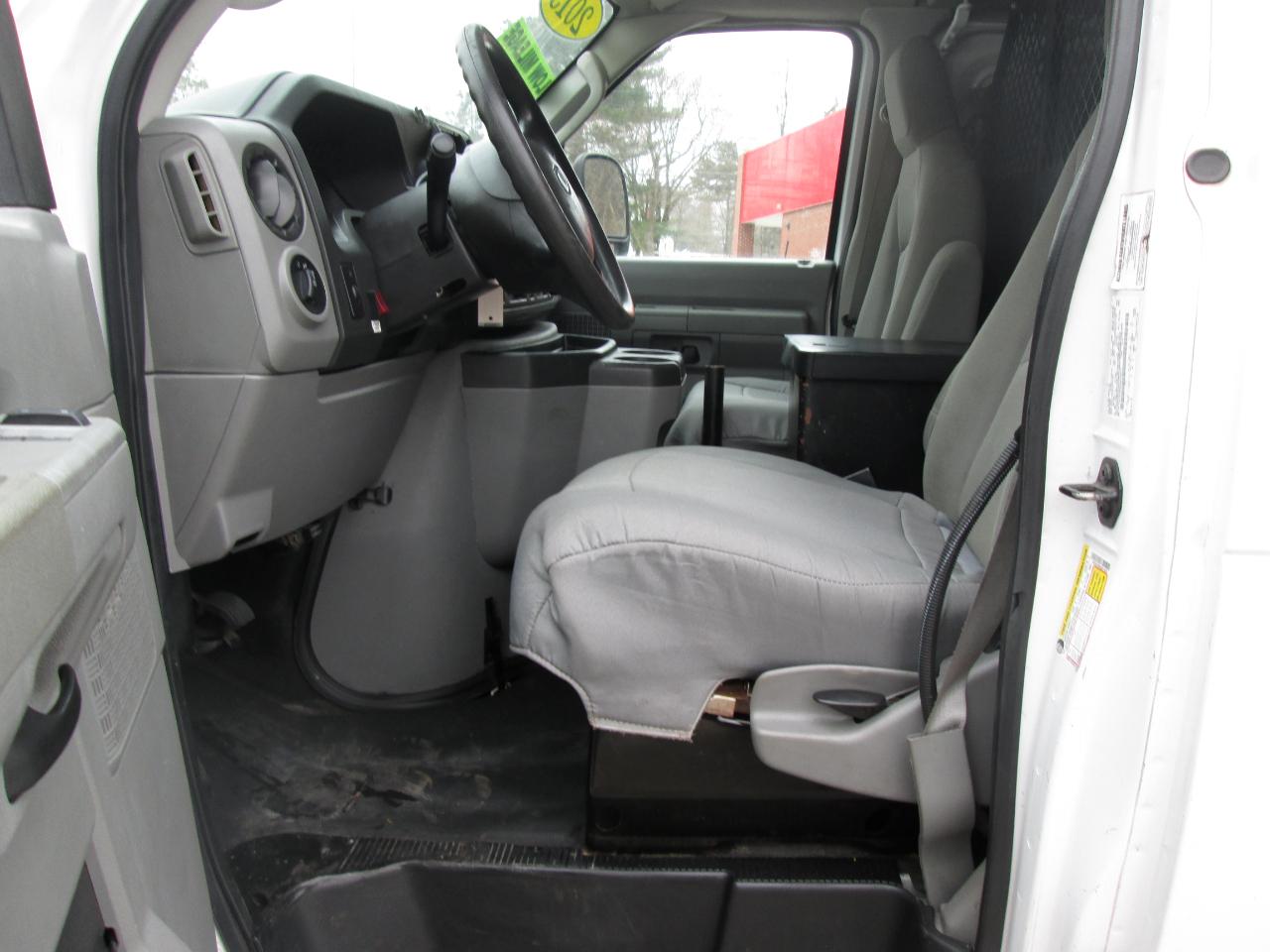 Ford Econoline E-150 2013