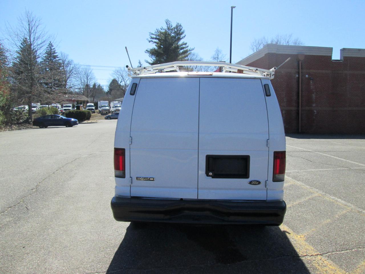 Ford Econoline E-150 2013