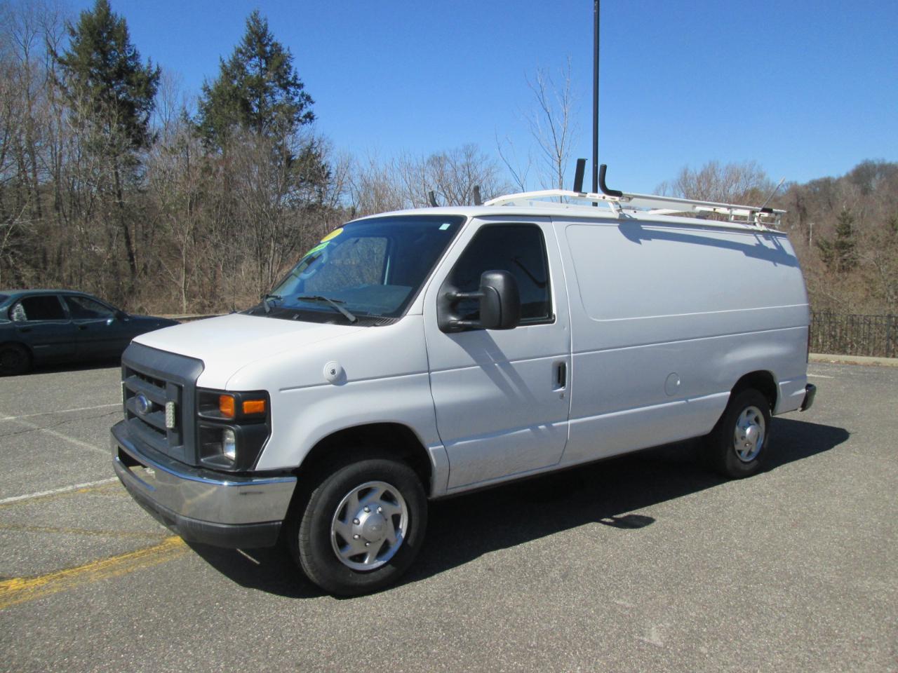 Ford Econoline E-150 2013