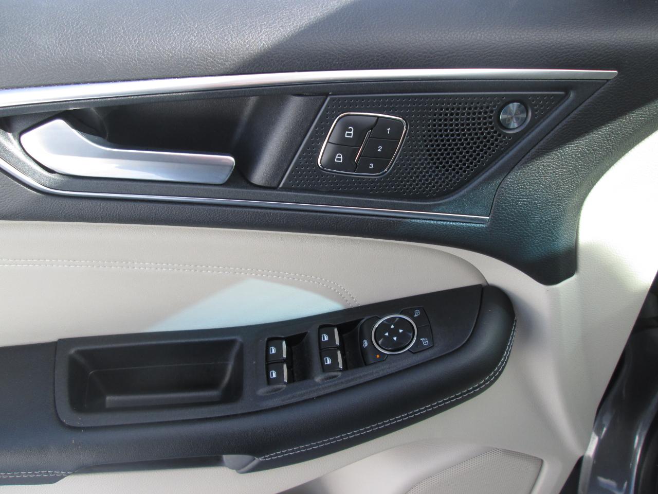 Ford Edge Titanium 2024