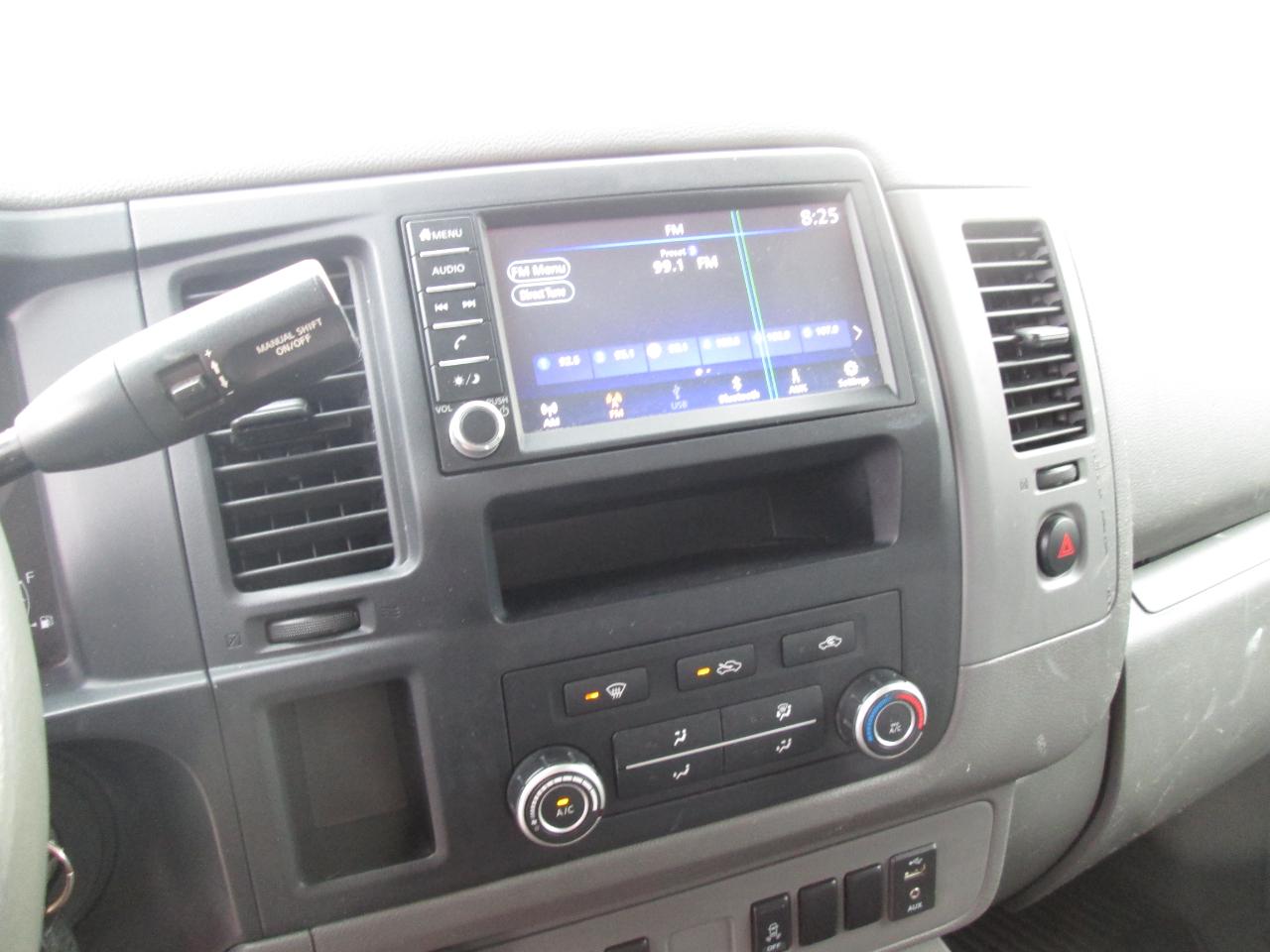 Nissan NV Cargo 2500 HD S V6 2021