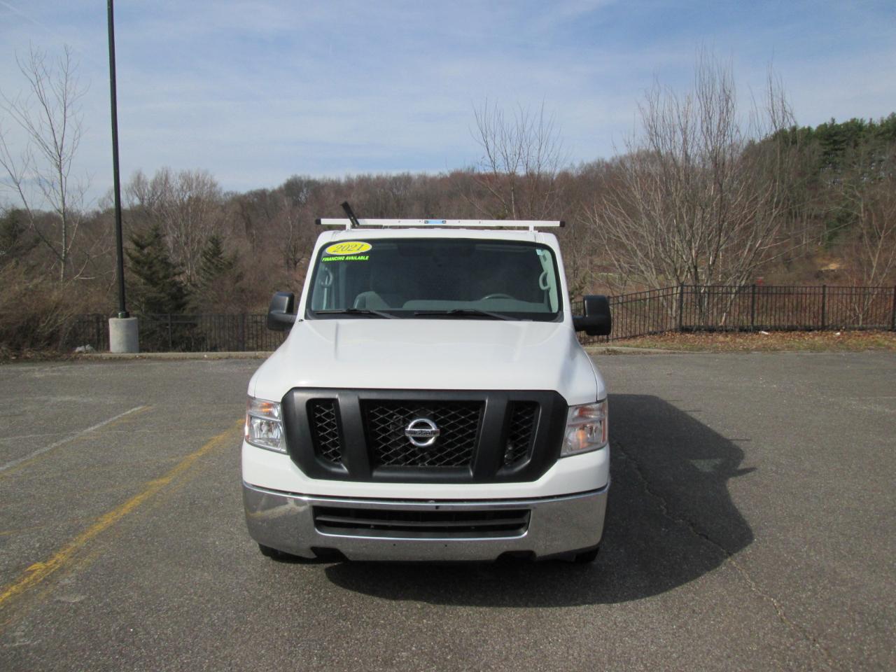 Nissan NV Cargo 2500 HD S V6 2021