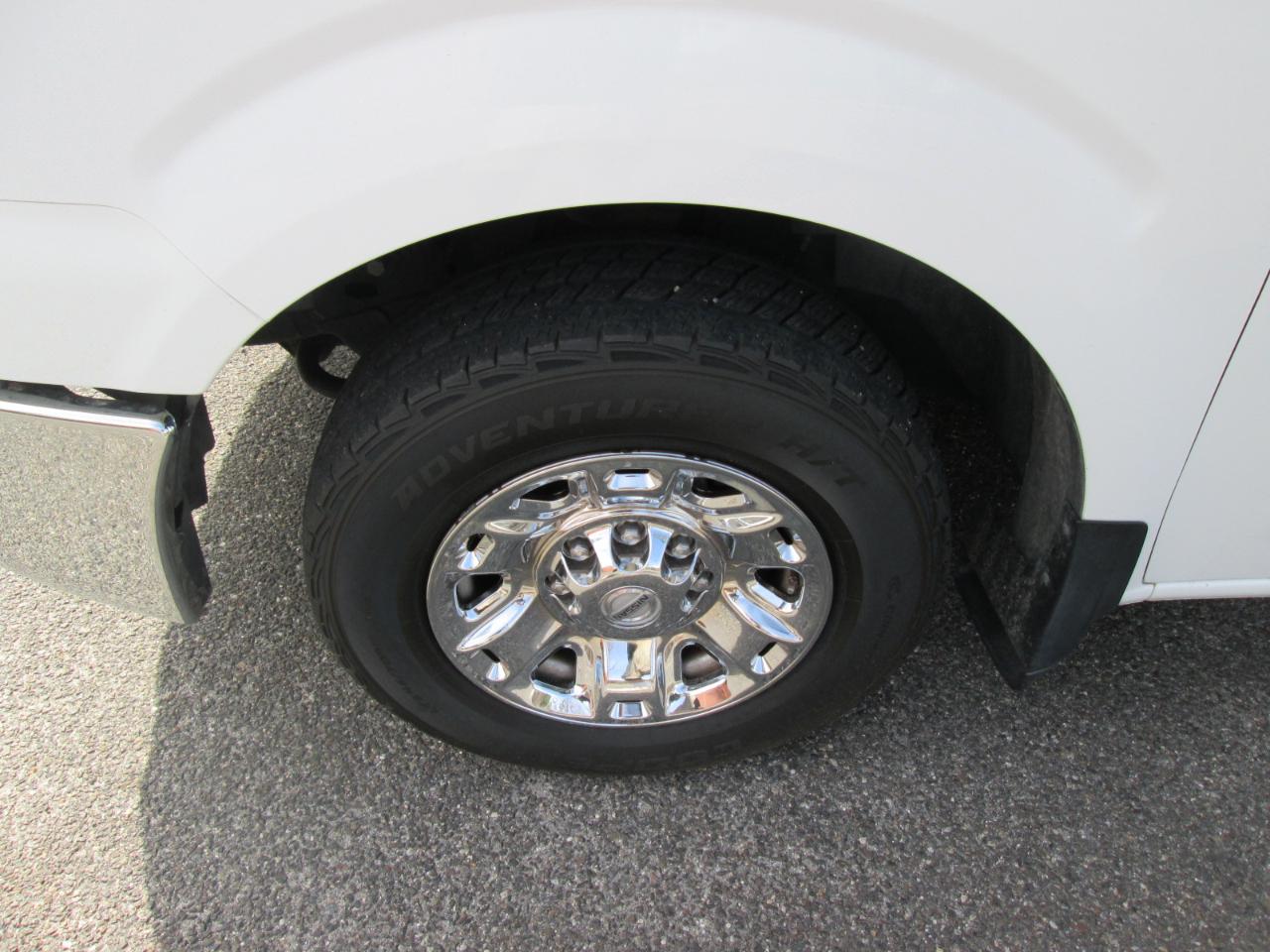 Nissan NV Cargo 2500 HD S V6 2021