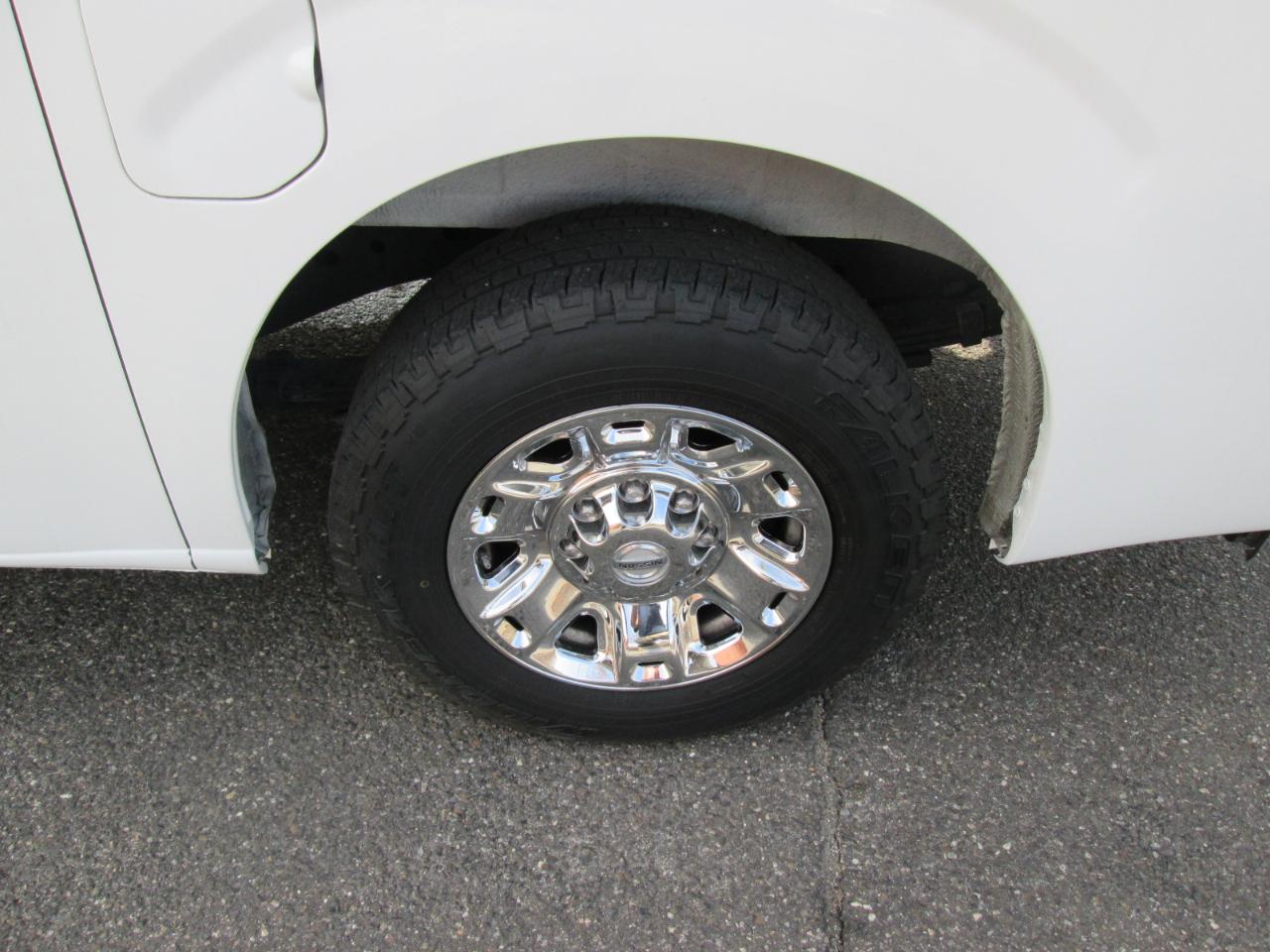 Nissan NV Cargo 2500 HD S V6 2021