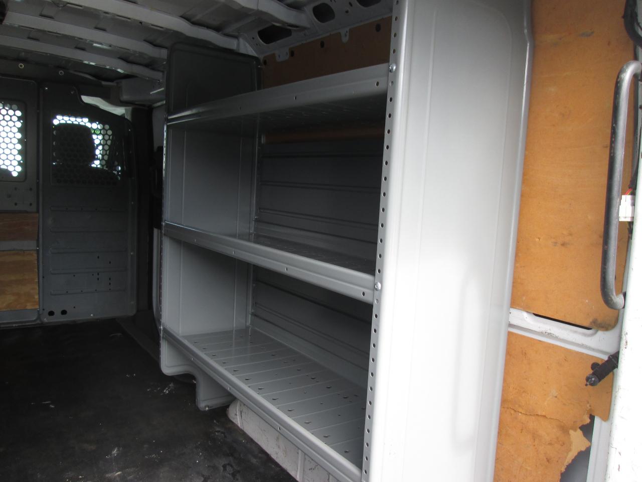 Nissan NV Cargo 2500 HD S V6 2021