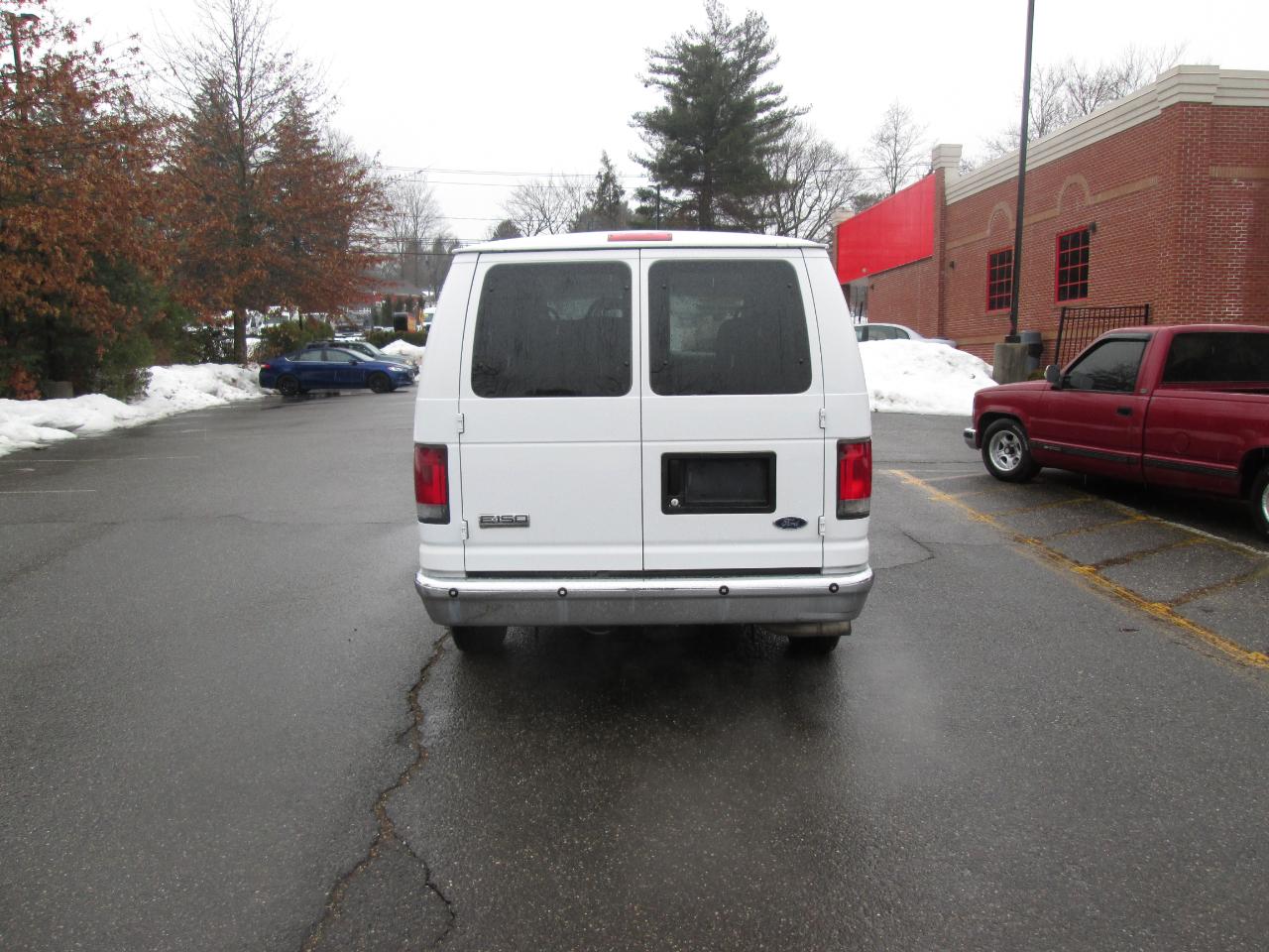 Ford Econoline E-150 XLT 2008