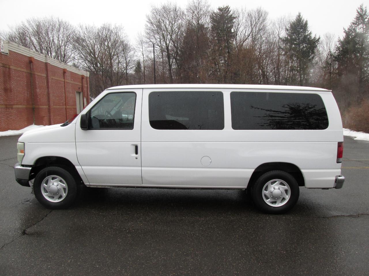 Ford Econoline E-150 XLT 2008