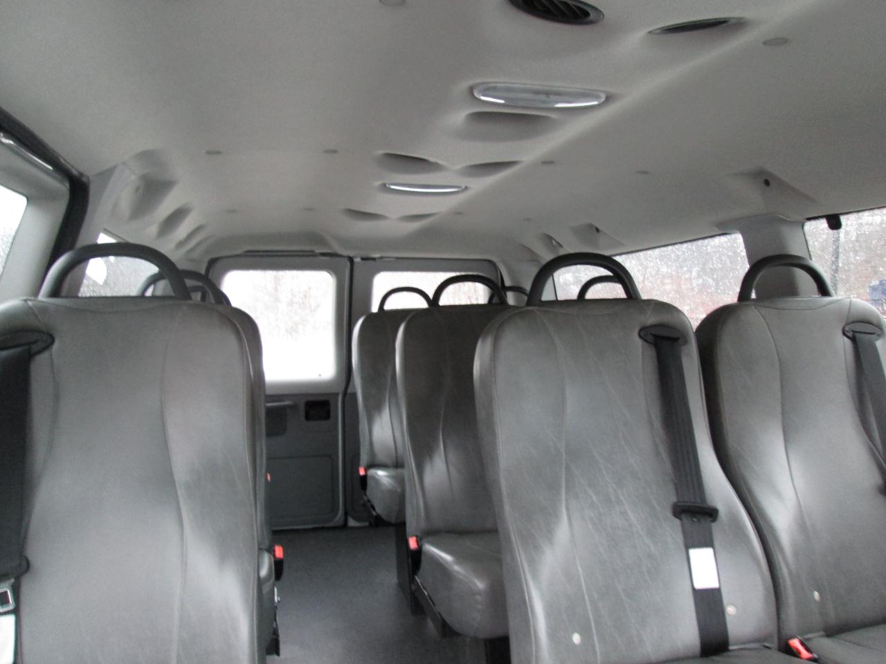 Ford Econoline E-150 XLT 2008