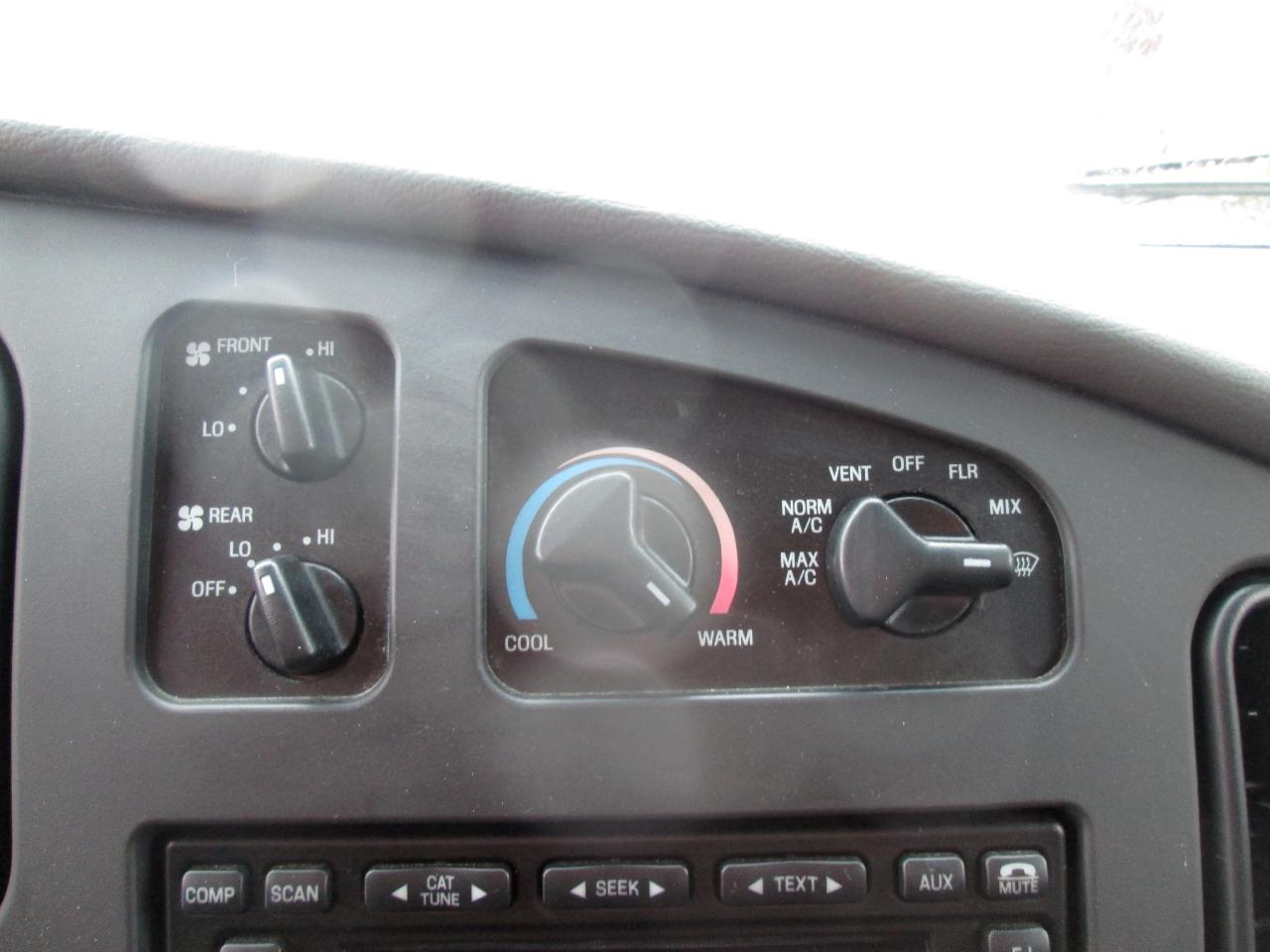 Ford Econoline E-150 XLT 2008