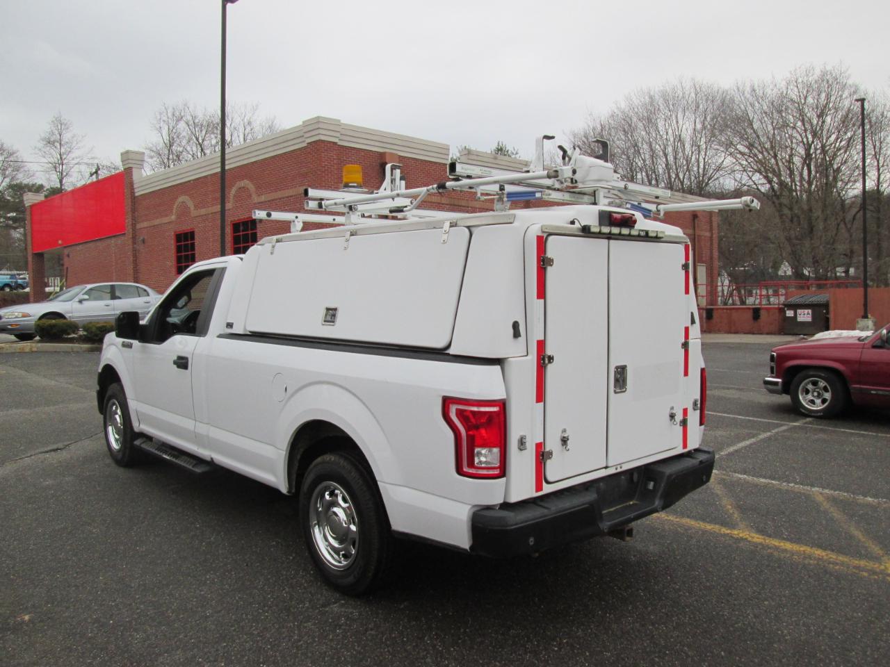 Ford F-150 XL 8-ft. Bed 4WD 2017