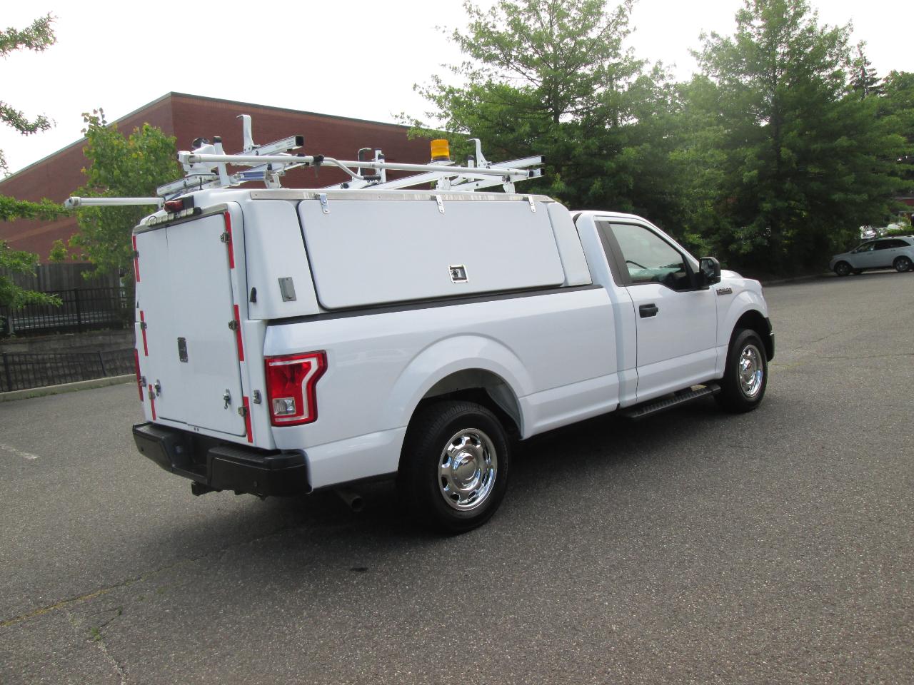Ford F-150 XL 8-ft. Bed 4WD 2017