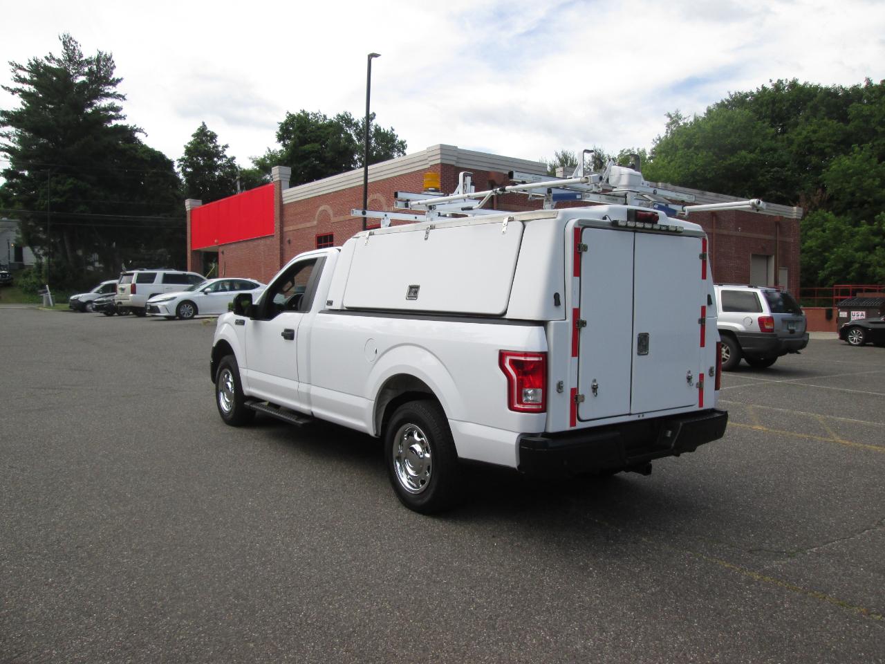 Ford F-150 XL 8-ft. Bed 4WD 2017
