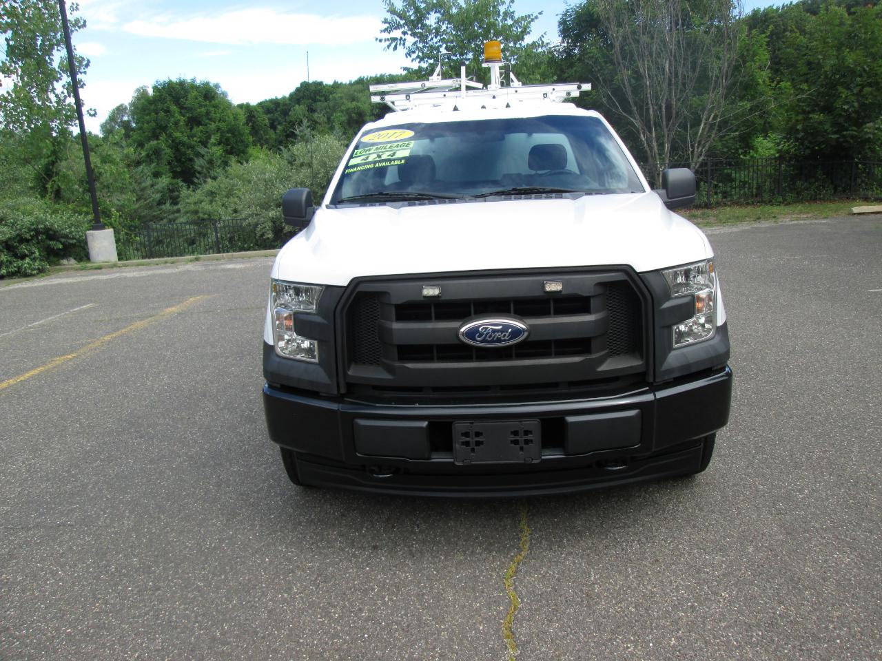 Ford F-150 XL 8-ft. Bed 4WD 2017