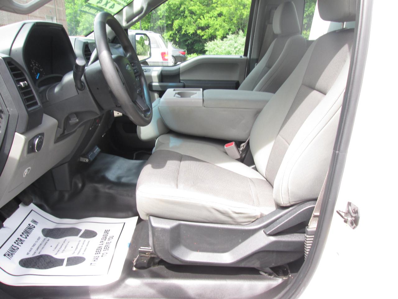 Ford F-150 XL 8-ft. Bed 4WD 2017