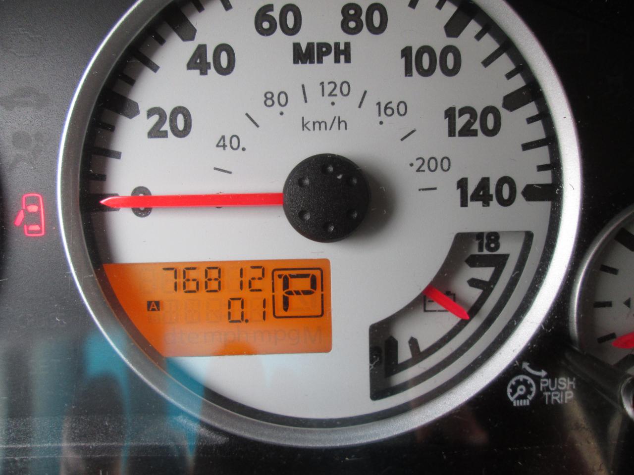 Nissan Frontier PRO-4X Crew Cab 5AT 4WD 2015