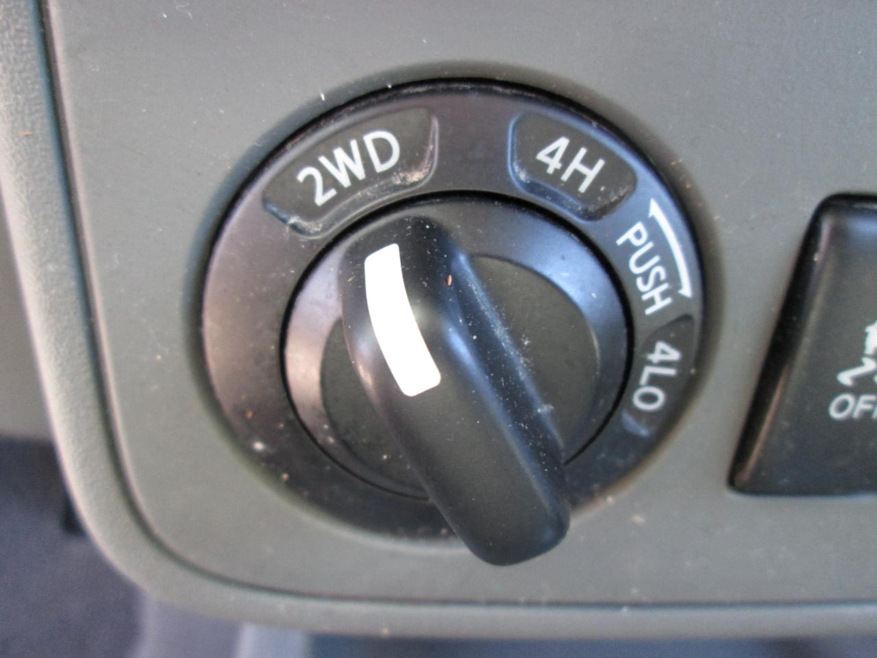 Nissan Frontier SV Crew Cab 5AT 4WD 2019