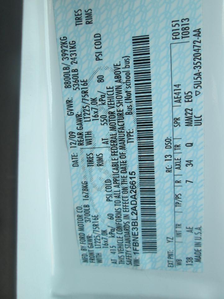 Ford Econoline E-350 XL Super Duty 2010