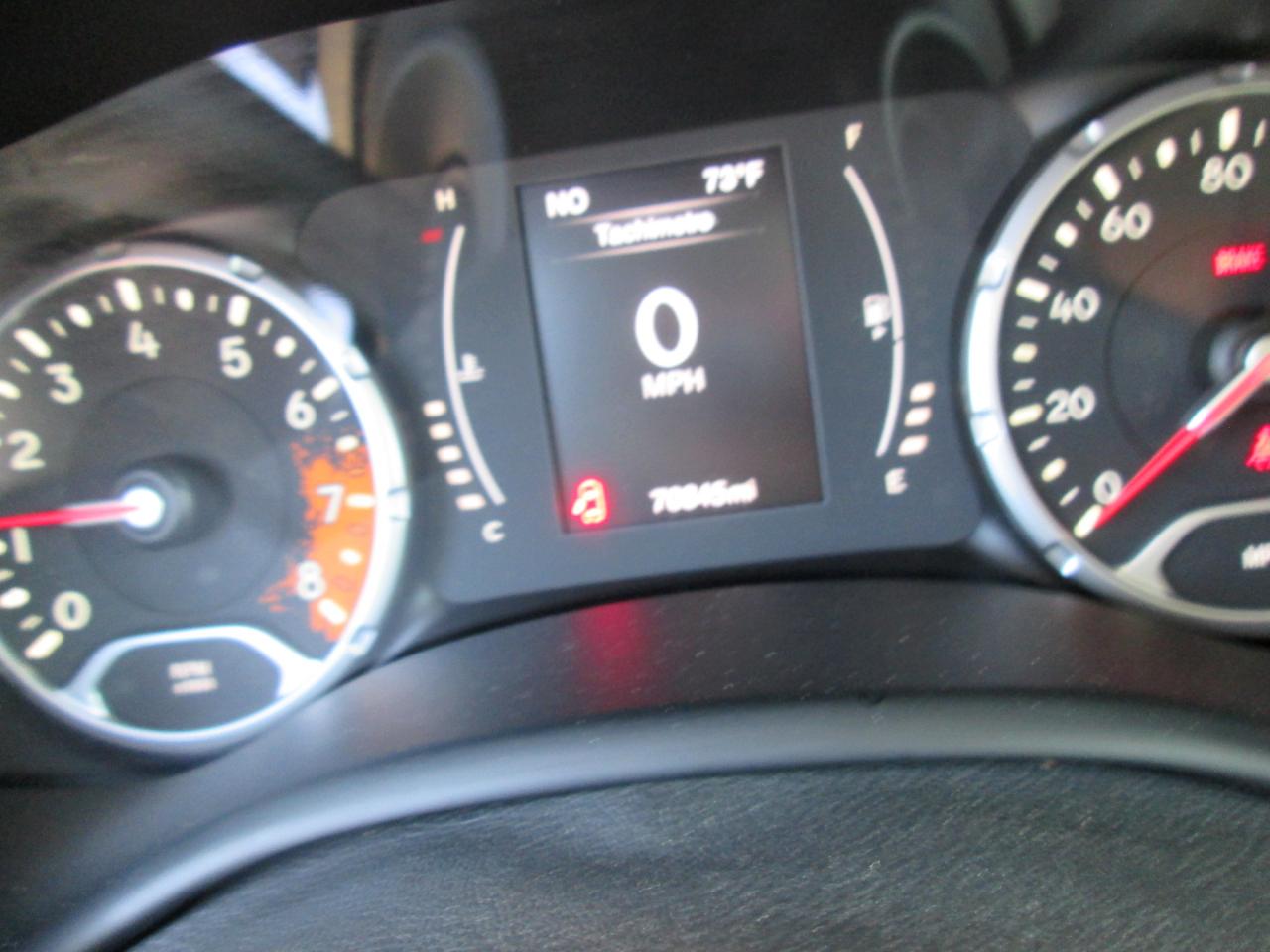 Jeep Renegade Latitude 4D SUV FWD 2015