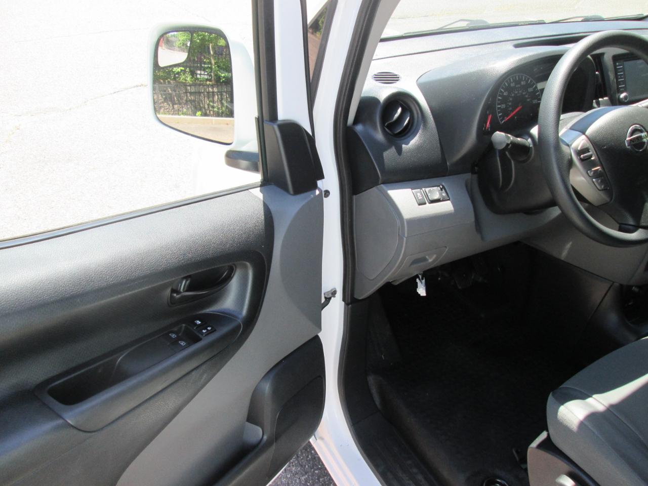 Nissan NV200 SV 2021